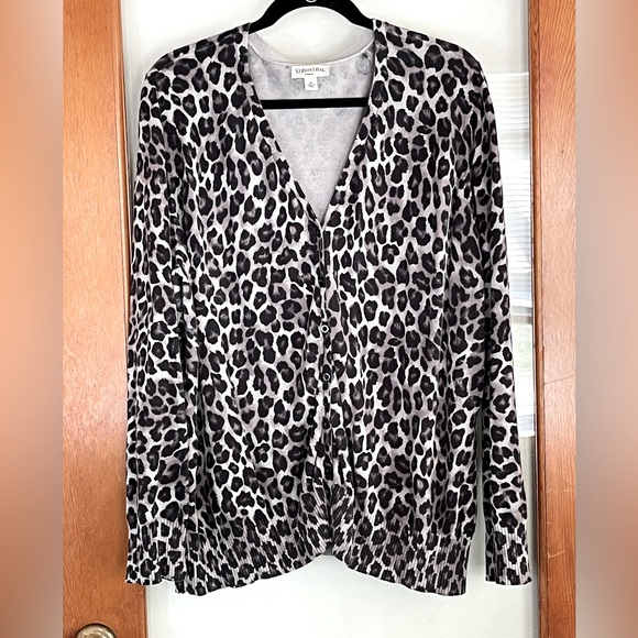 St. John's Bay Sweaters - Vintage V-neck cardigan leopard print gray & black 3X